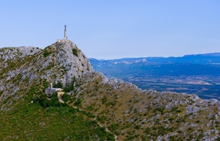 La Croix de Provence – Les Amis de Sainte-Victoire La Croix de Provence – Les Amis de Sainte-Victoire