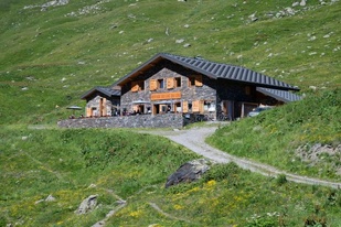 Refuge du Lac du Lou Refuge du Lac du Lou