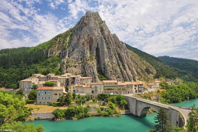 Sisteron autrement : une randonnée urbaine entre histoire, patrimoine et panoramas